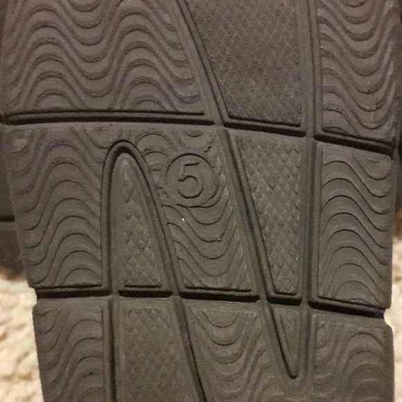 Toddler Boy Sandals - Picture 6 of 6